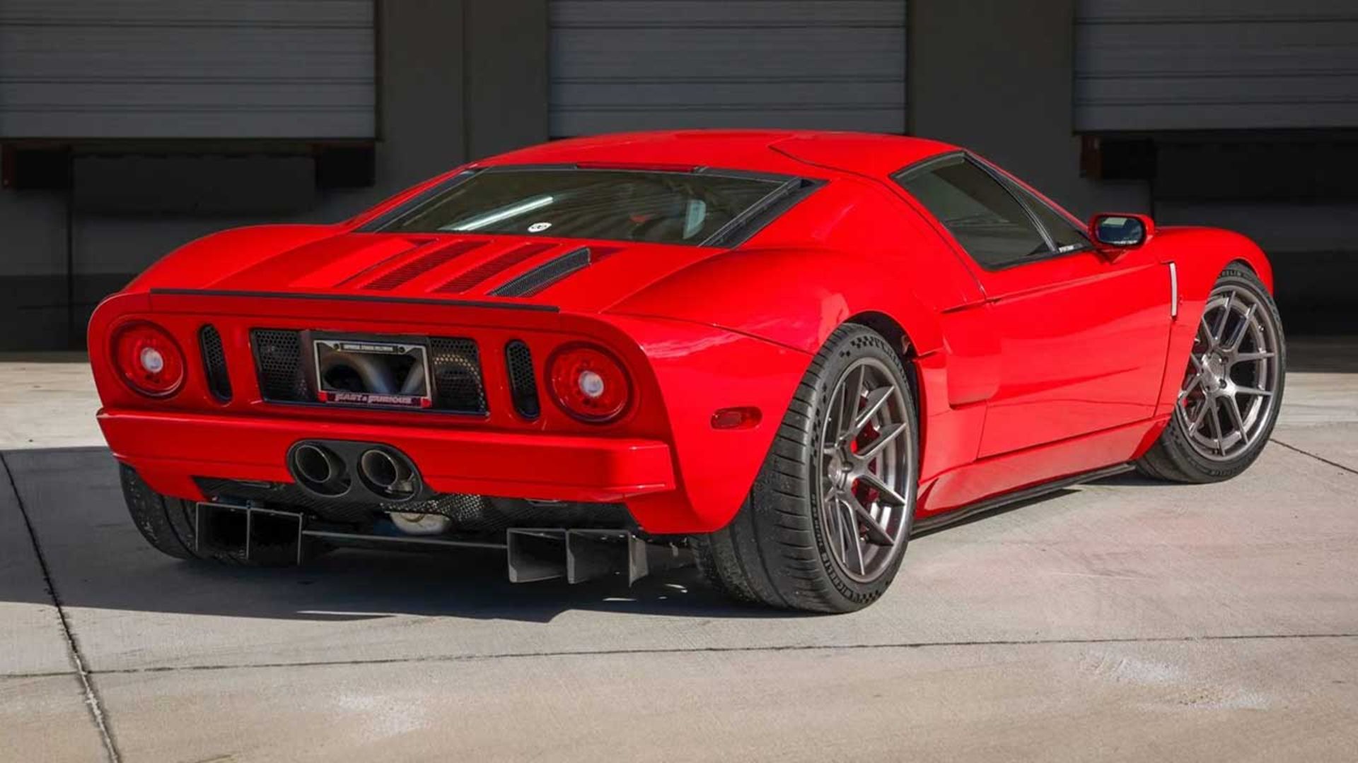 فورد GT مدل 2005 پل واکر 