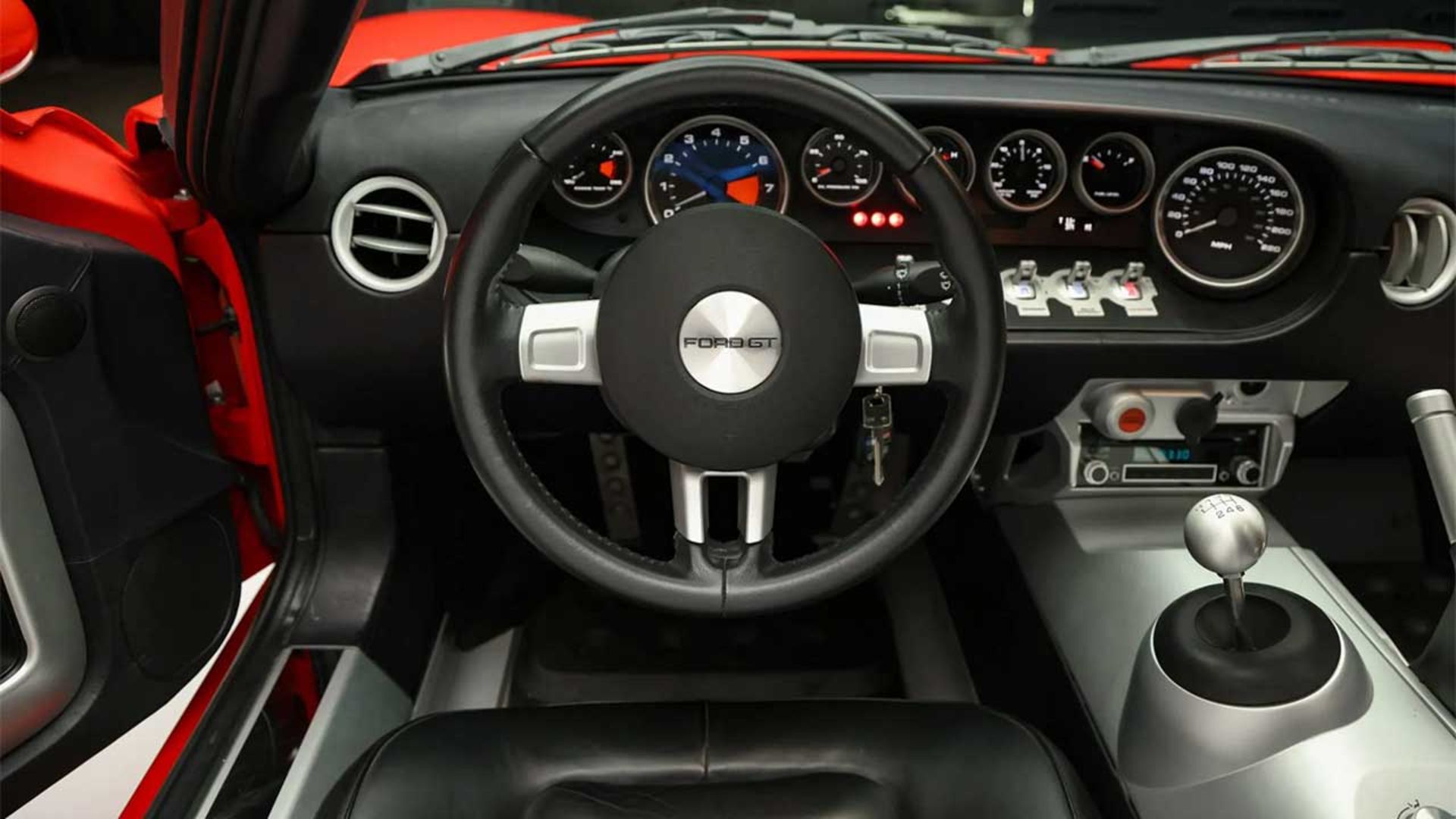 فورد GT مدل 2005 پل واکر 