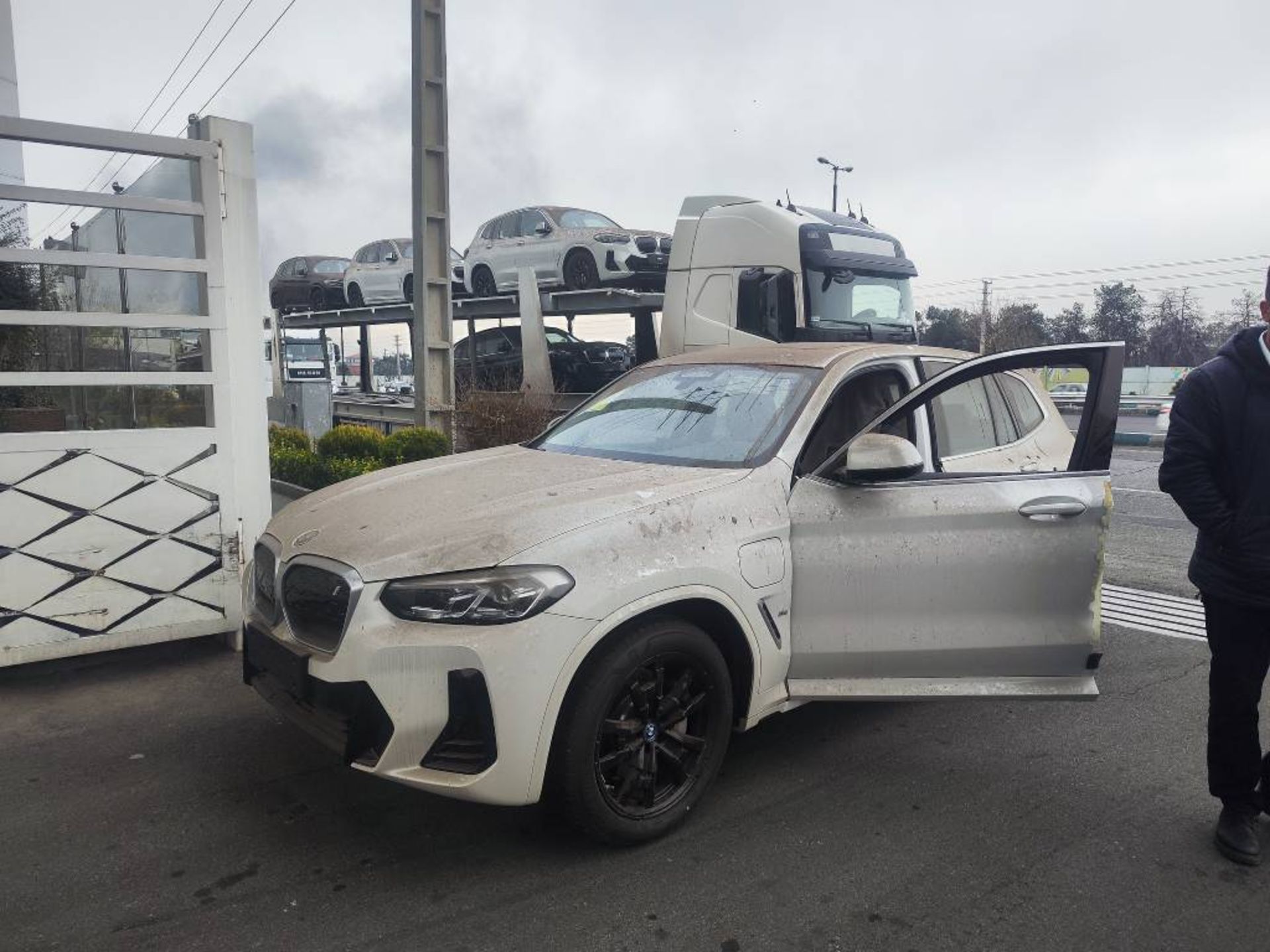 تحویل ۴۰۰ خودرو در پرشیاخودرو