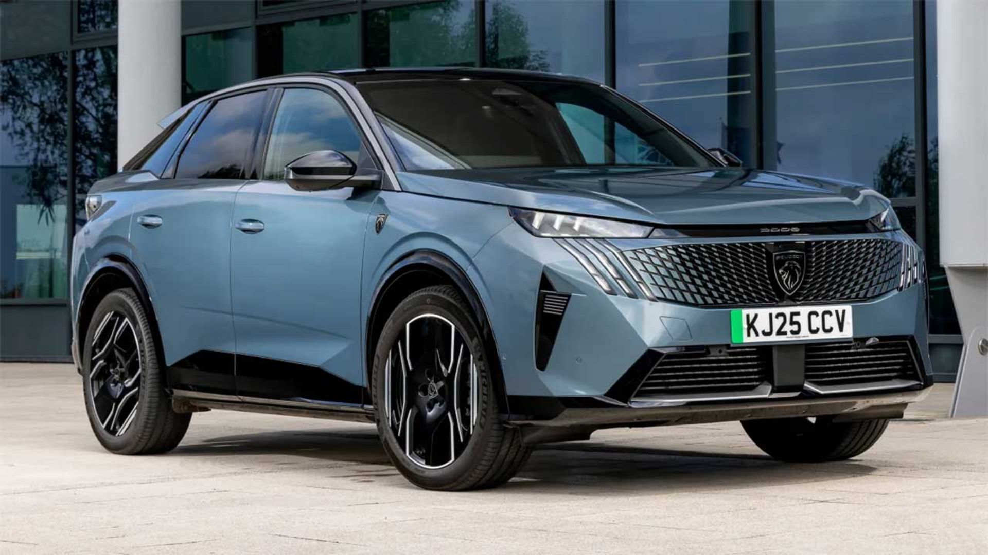 پژو 3008 برقی AWD