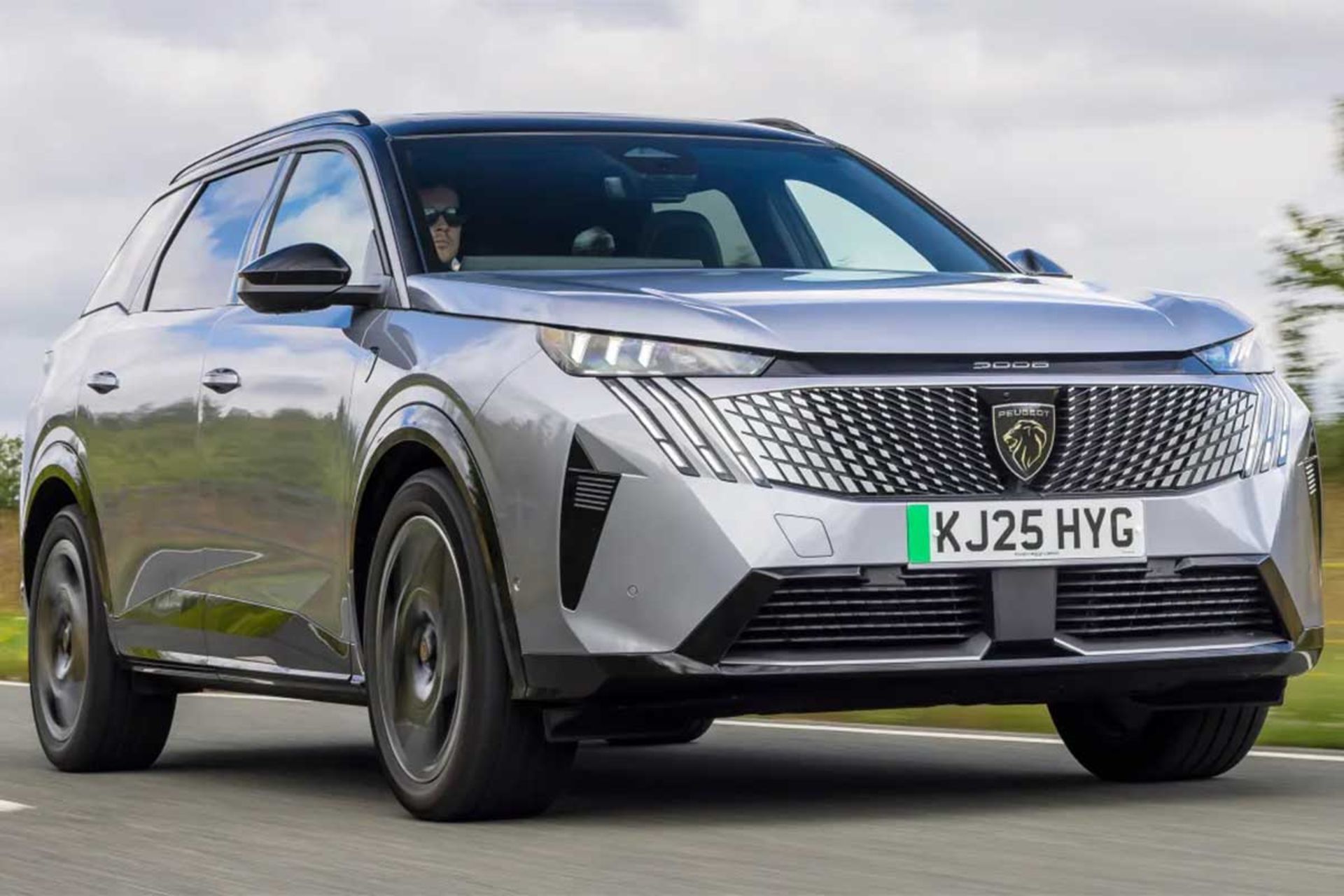 پژو 5008 برقی AWD