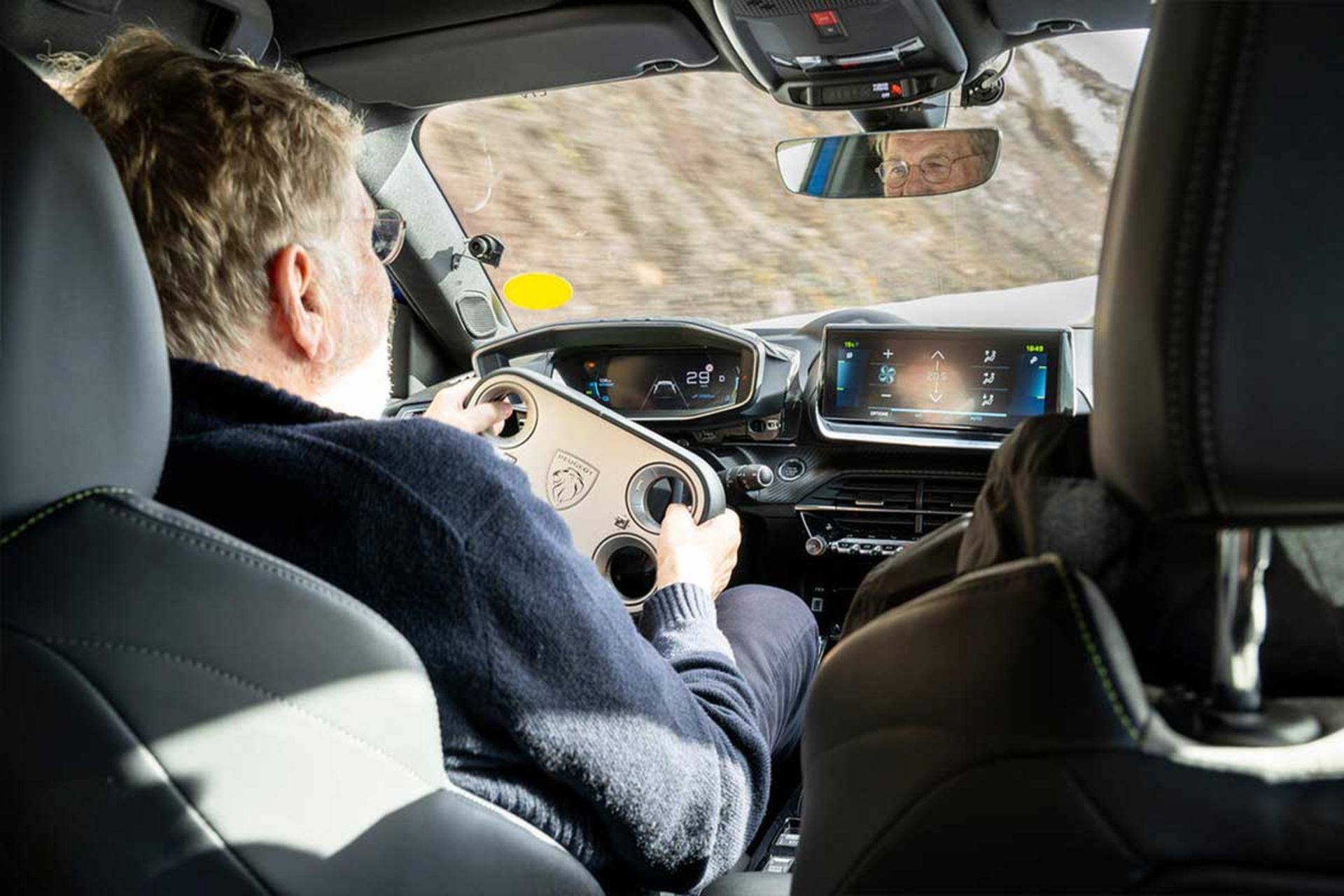 فرمان مستطیلی هایپراسکوئر پژو