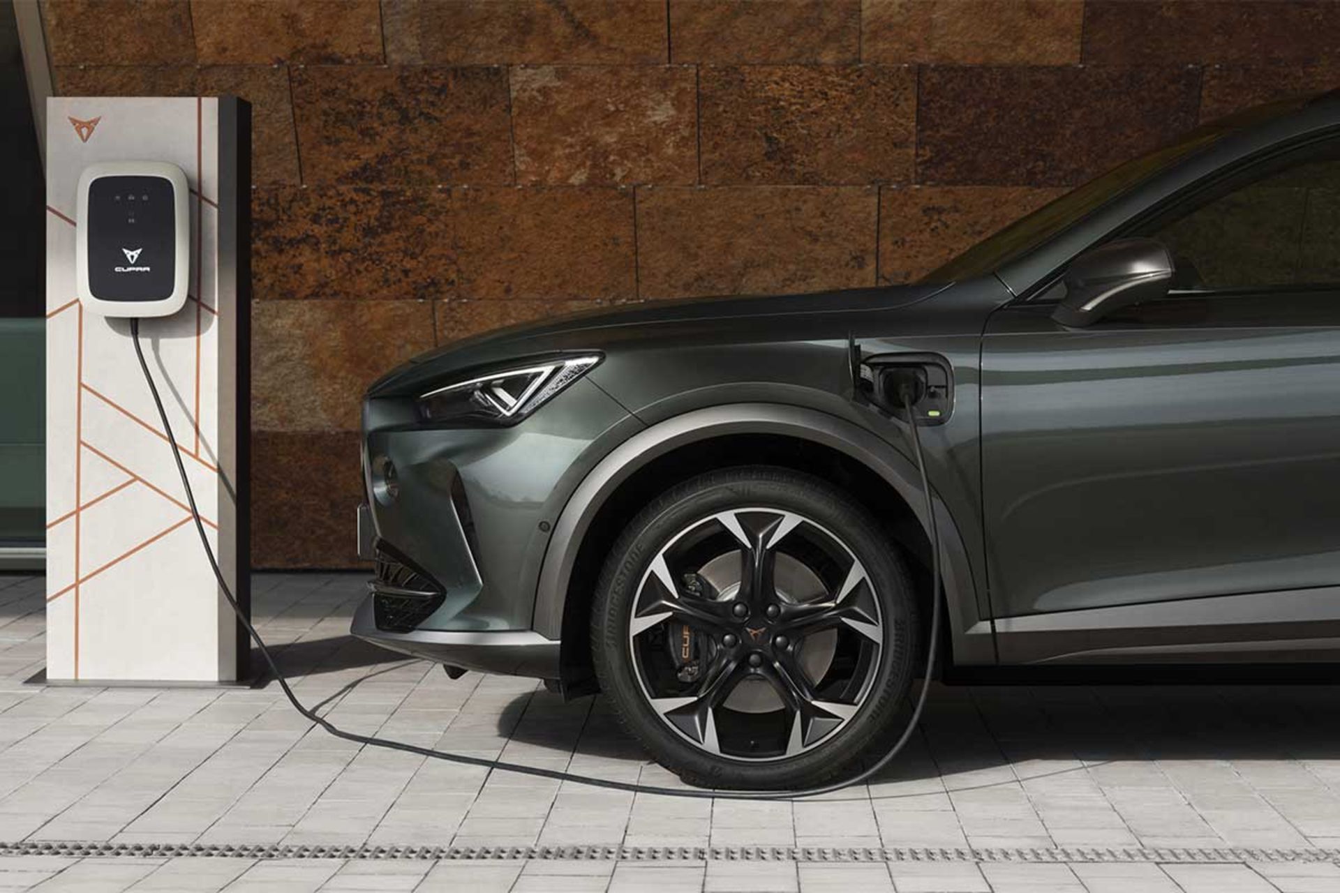 خودروی پلاگین‌هیبریدی