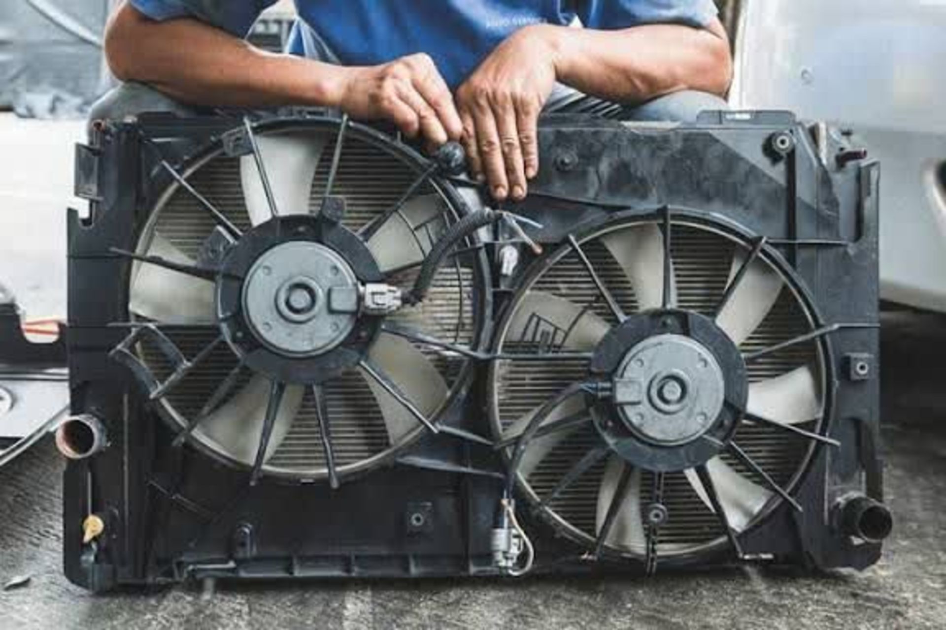 چرا فن خودرو یکسره کار می کند