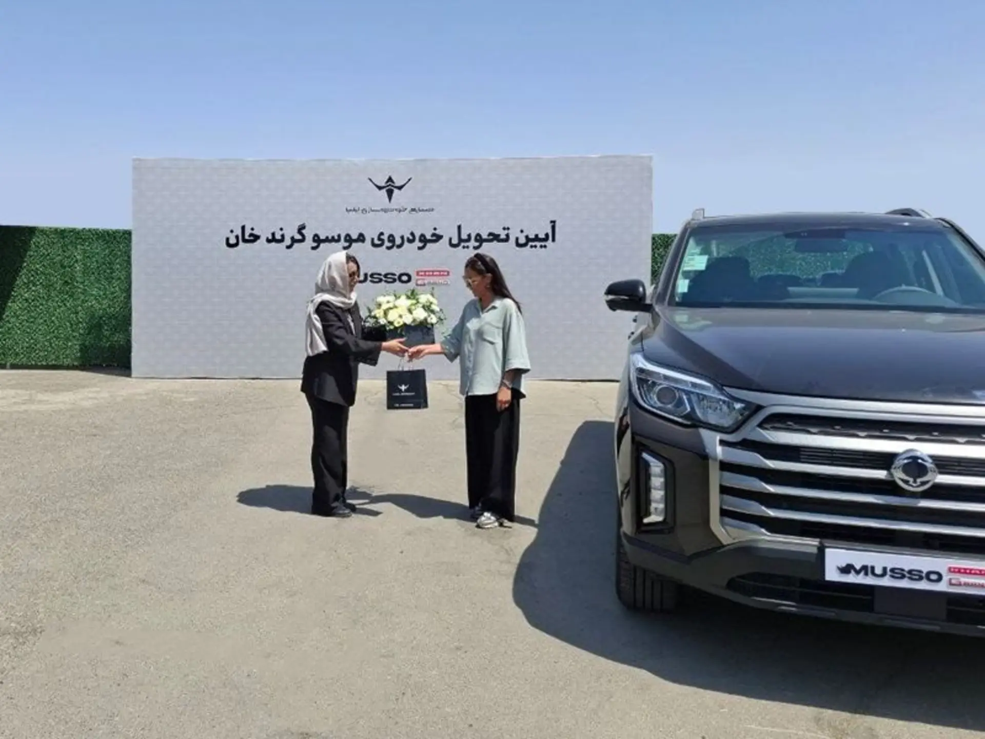 تحویل خودروی موسو خان توسط صنایع خودروسازی ایلیا