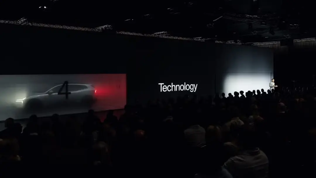 نمایش مفهوم تکنولوژی (Technology) در مراسم معرفی استراتژی فورمولا ۲۰۳۰ پولستار