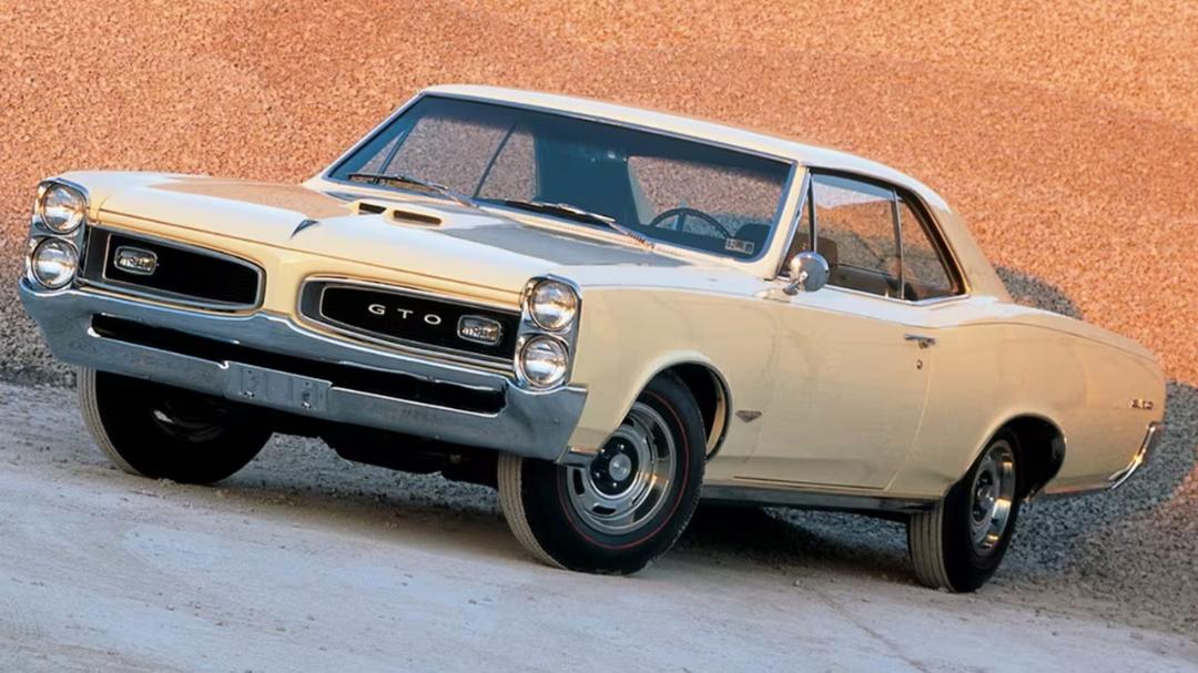 پونتیاک GTO