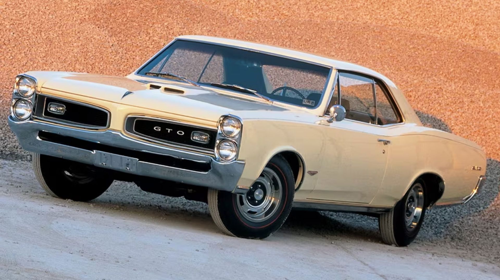 پونتیاک GTO