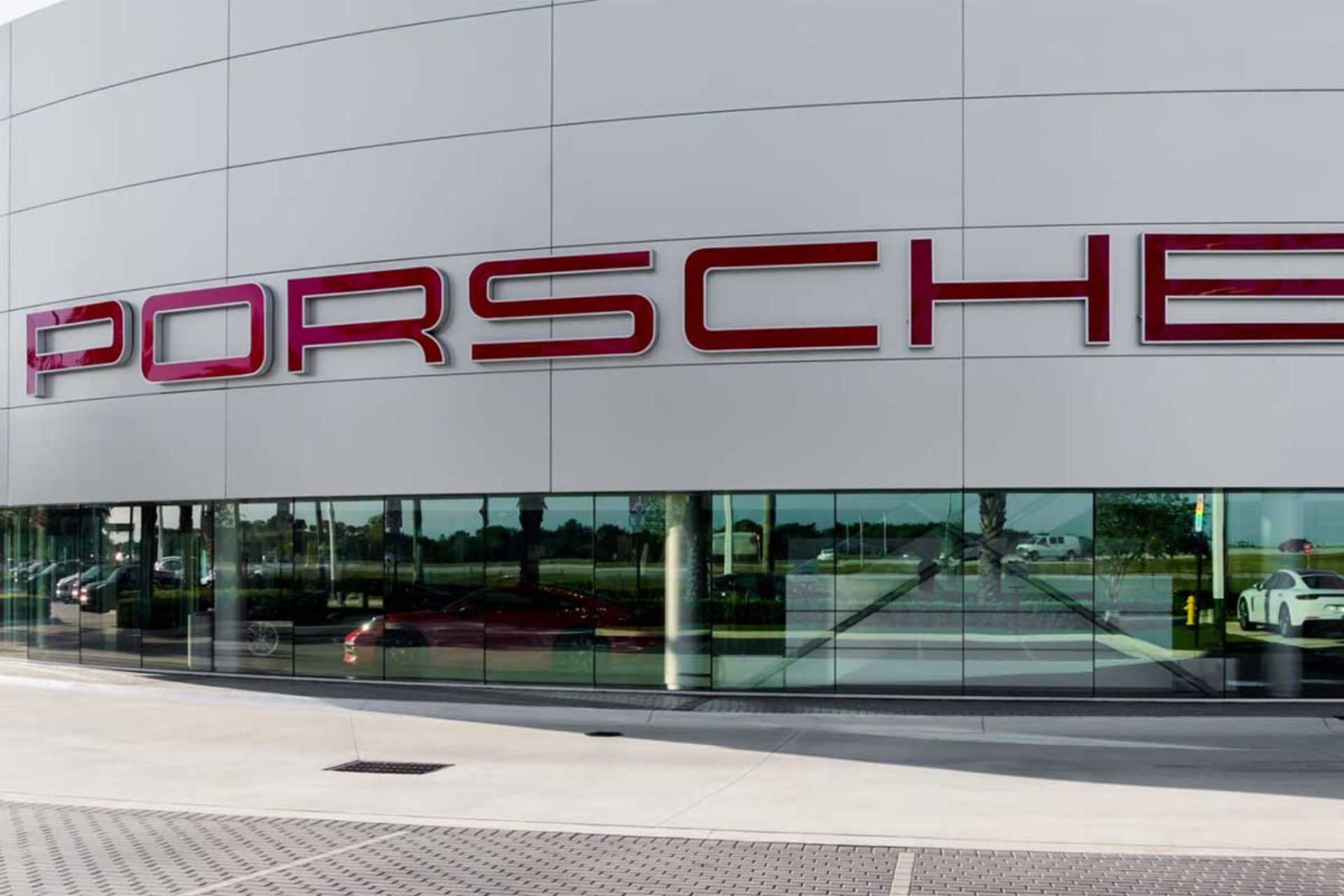 نمایندگی پورشه