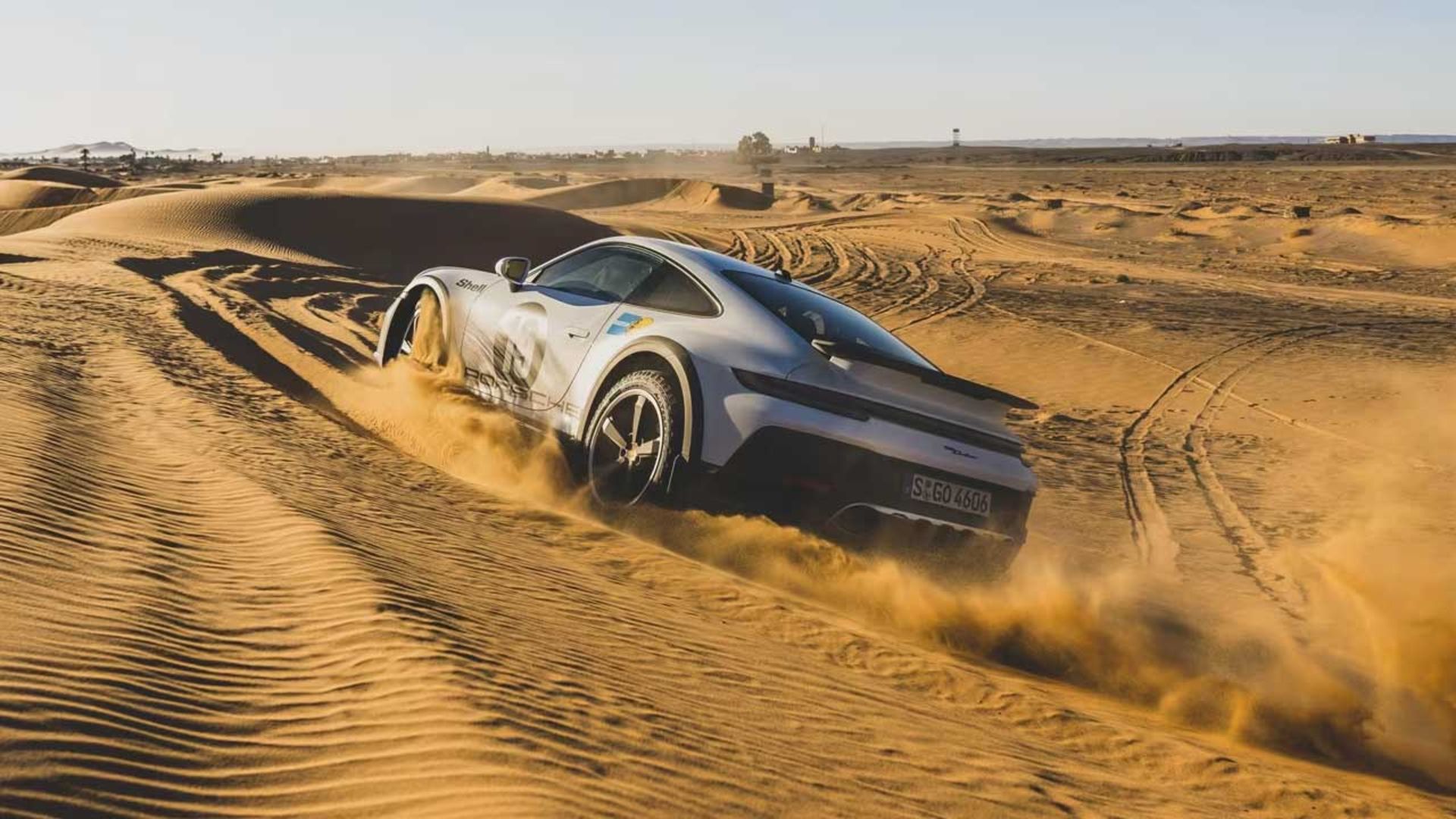 پورشه ۹۱۱ داکار در رالی