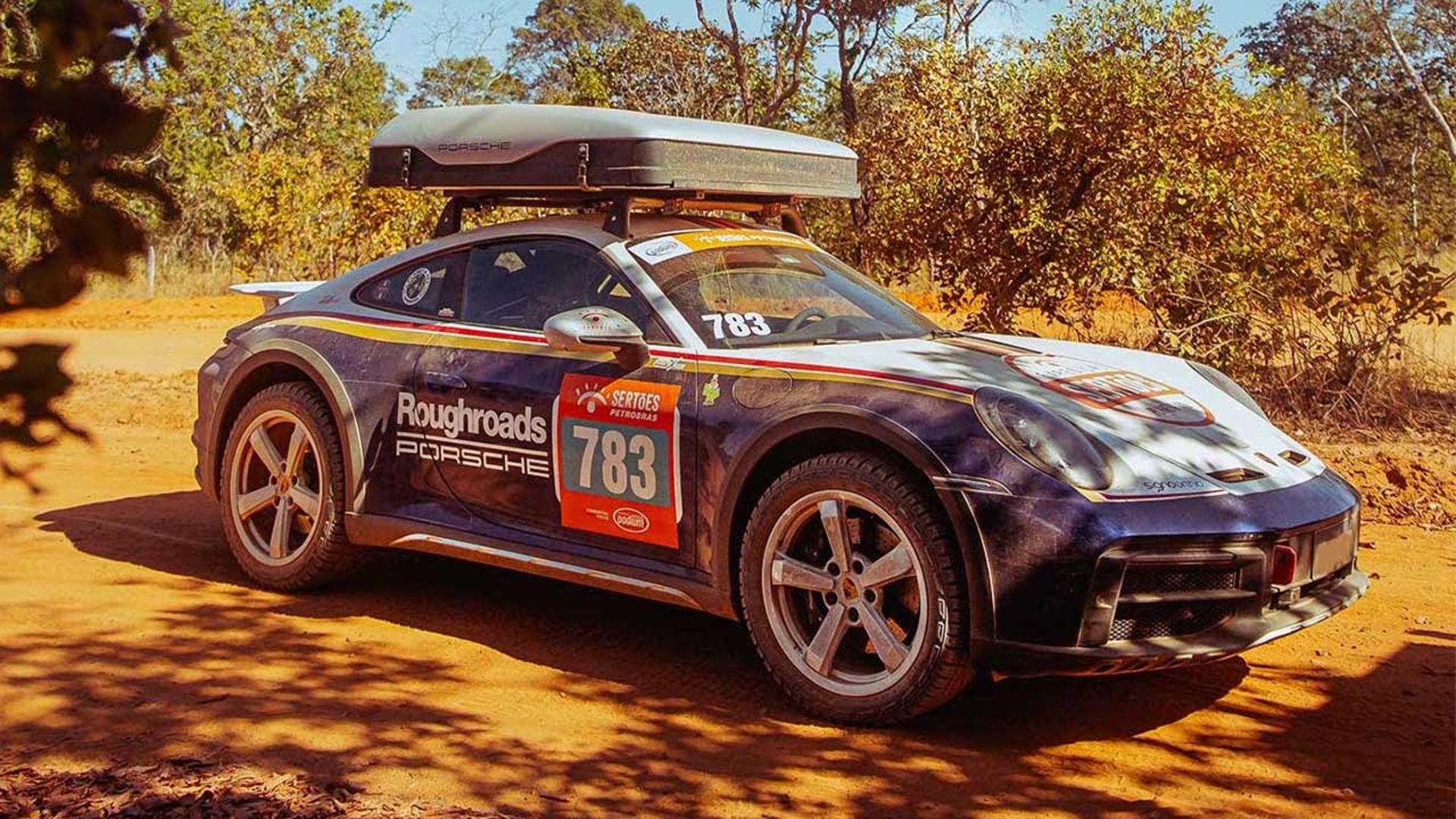 پورشه ۹۱۱ داکار در رالی
