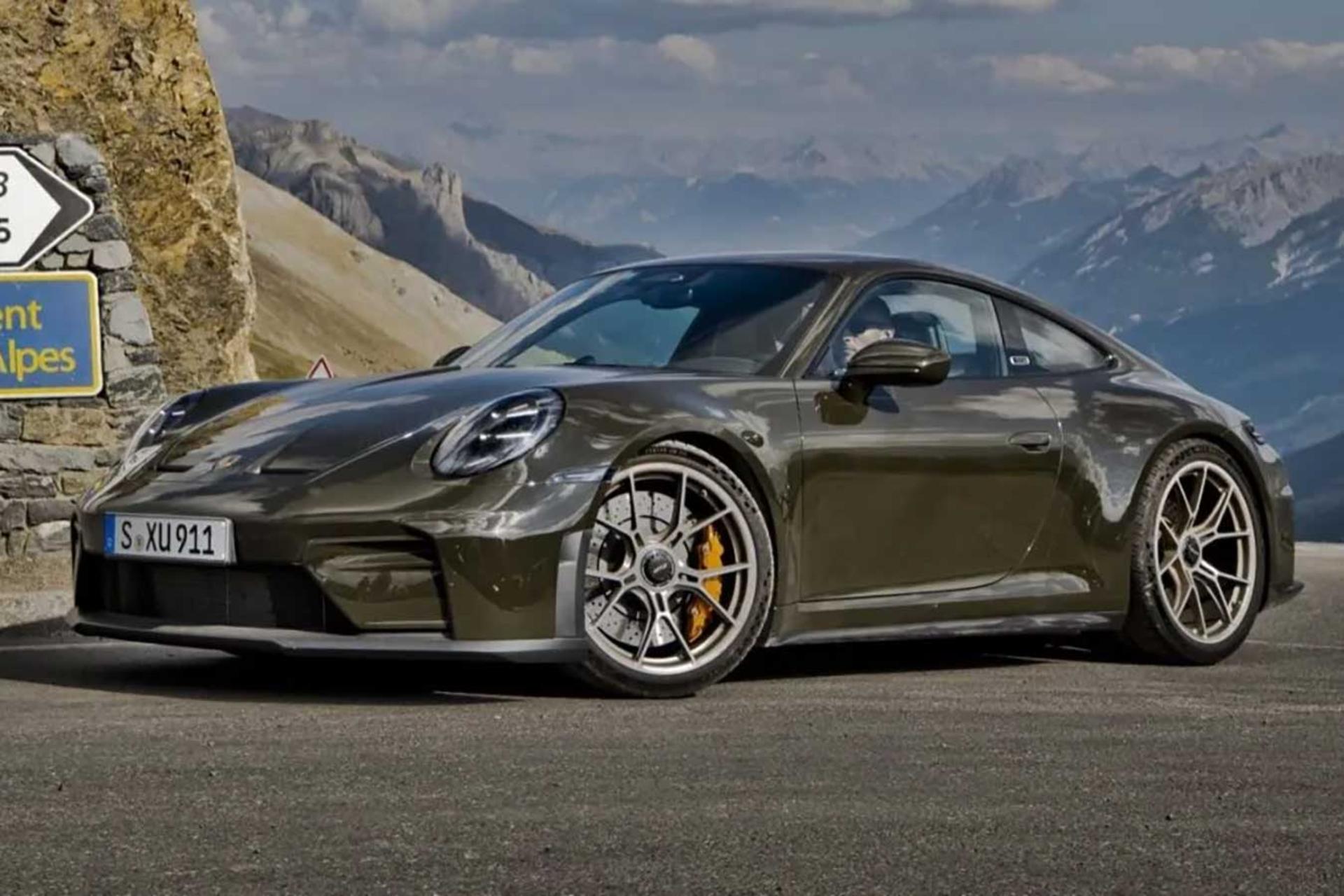 خودرو پورشه 911 GT3 برگ‌اسپرت (Porsche 911 GT3 Bergsport) در جاده‌های کوهستانی