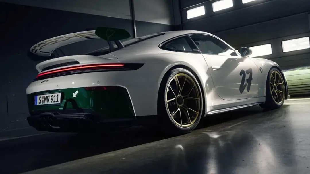 پورشه 911 GT3 نسخه ویژه نوربرگ‌رینگ نمای عقب