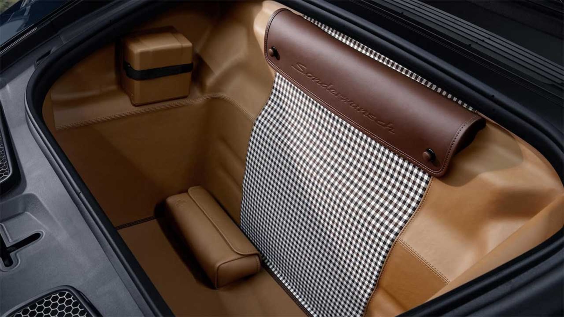 پورشه 911 GT3 اوسلات