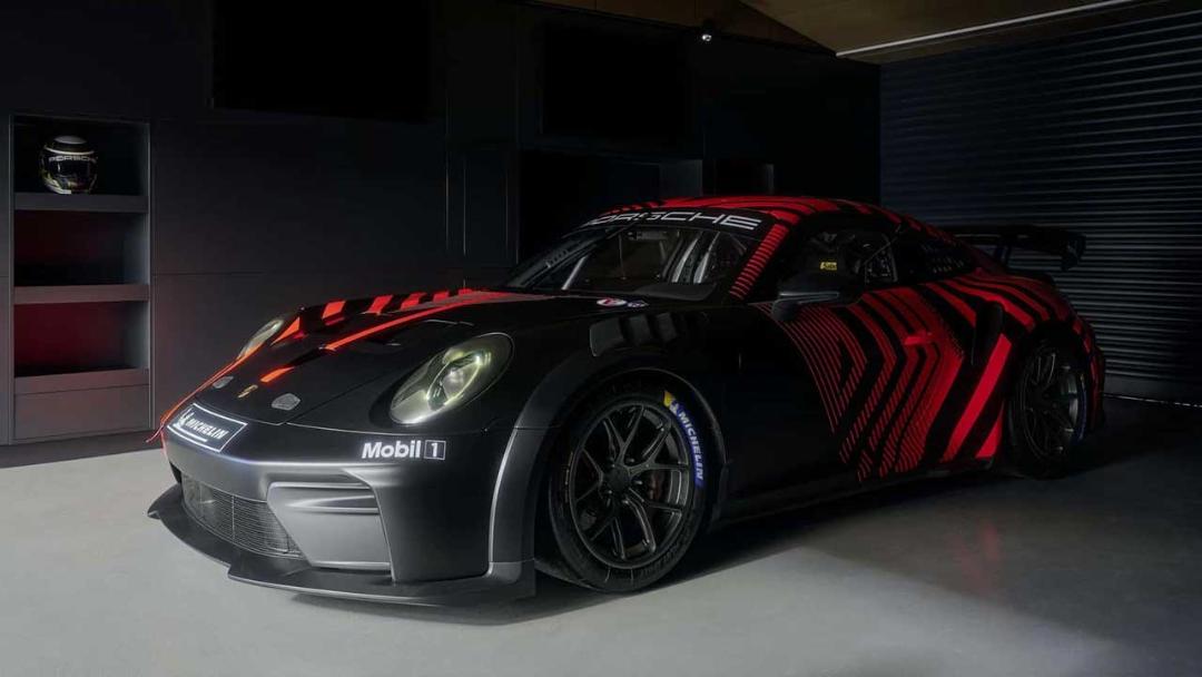 پورشه 911 GT4 R