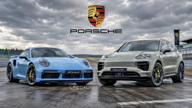 خودروهای پورشه (Porsche) مدل ۹۱۱ توربو S آبی و کاین (Cayenne) EV سبز در پیست مسابقه
