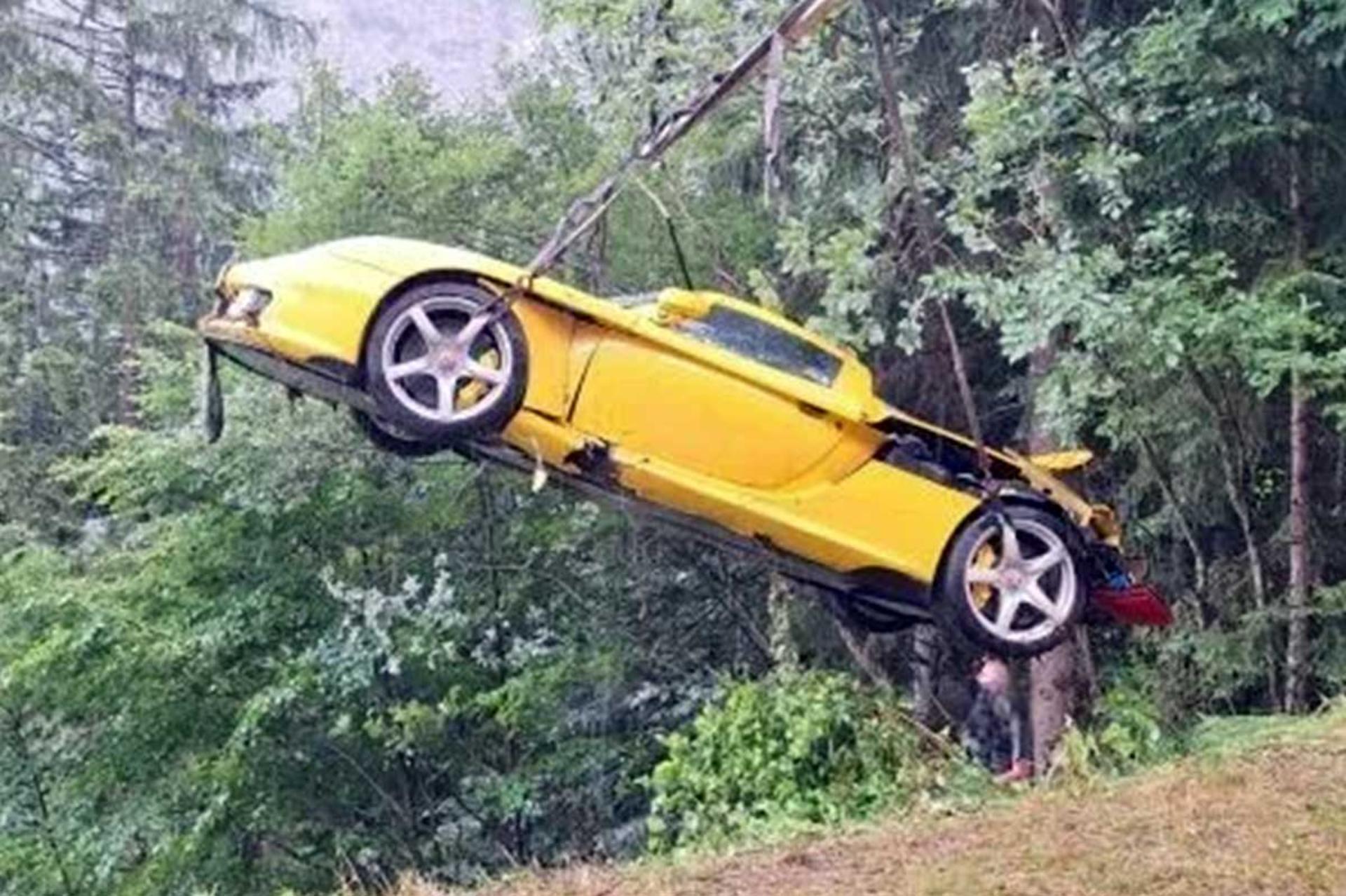تصادف پورشه کاررا GT