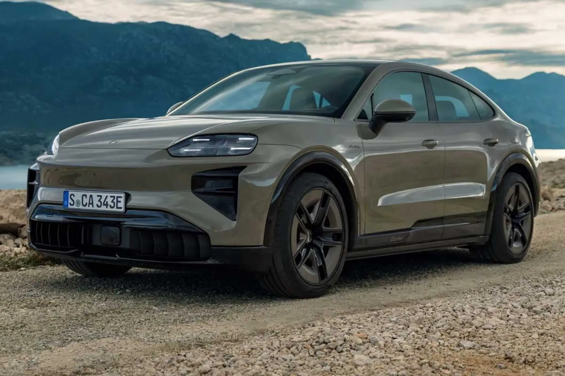 پورشه کاین کوپه برقی 