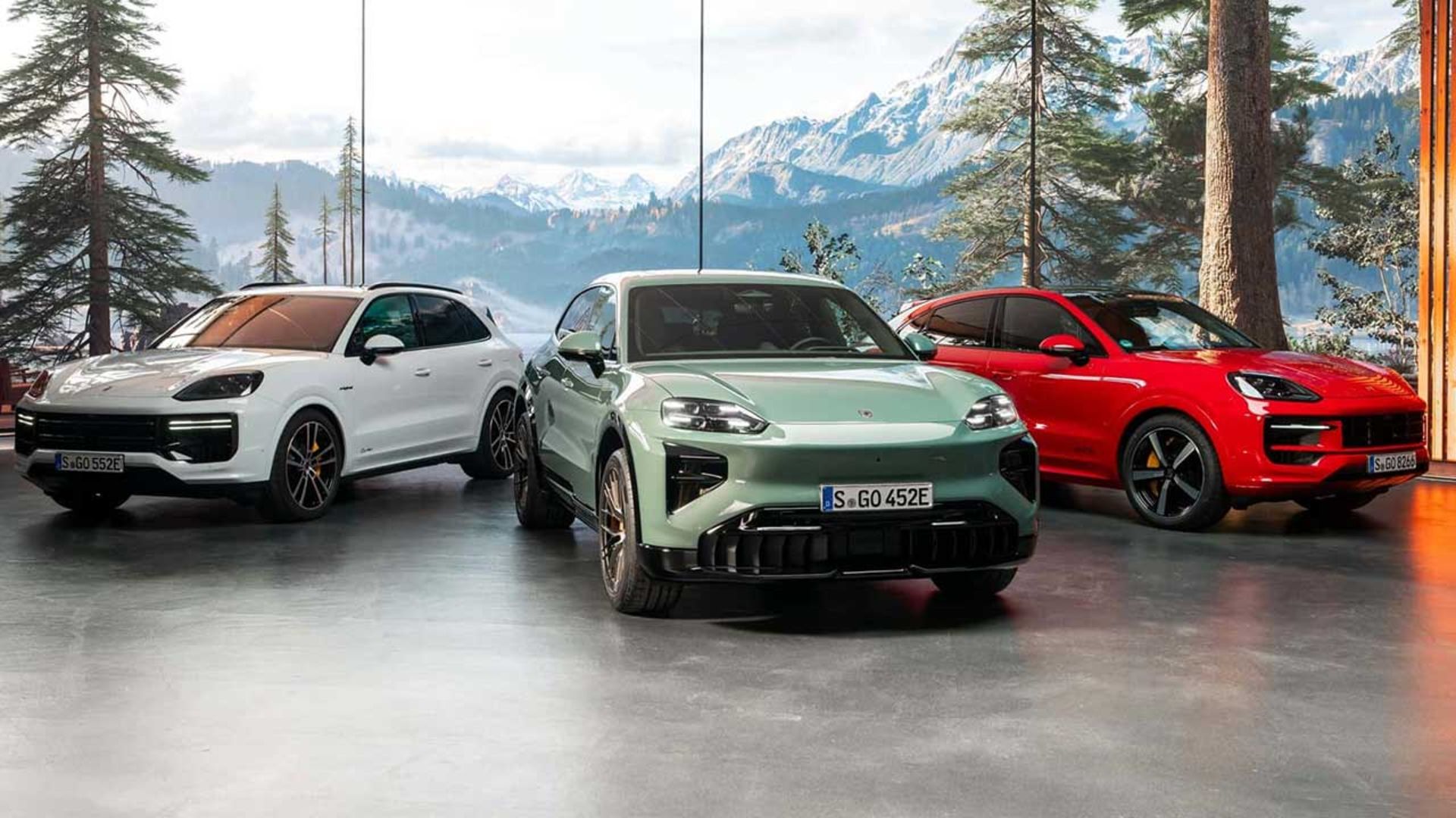 پورشه کاین برقی