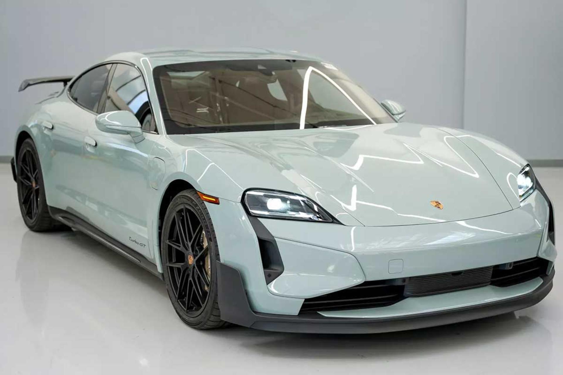 پورشه تایکان توربو GT