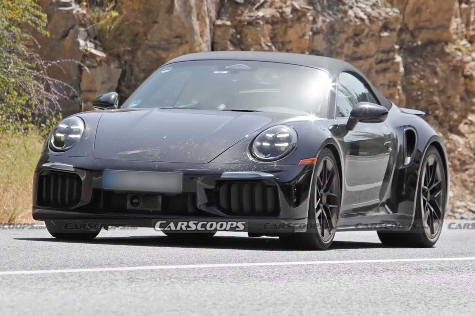 پورشه 911 توربو S هیبریدی 