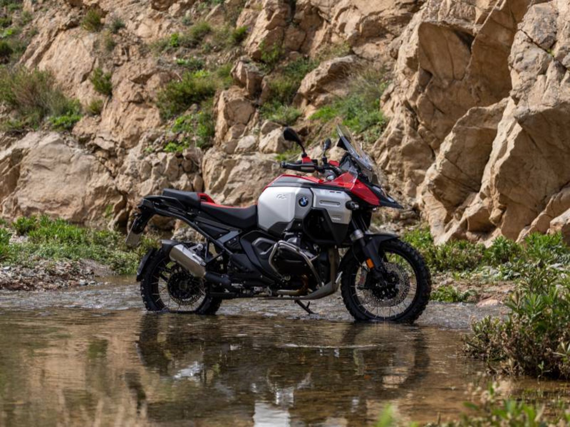 موتور ادونچر