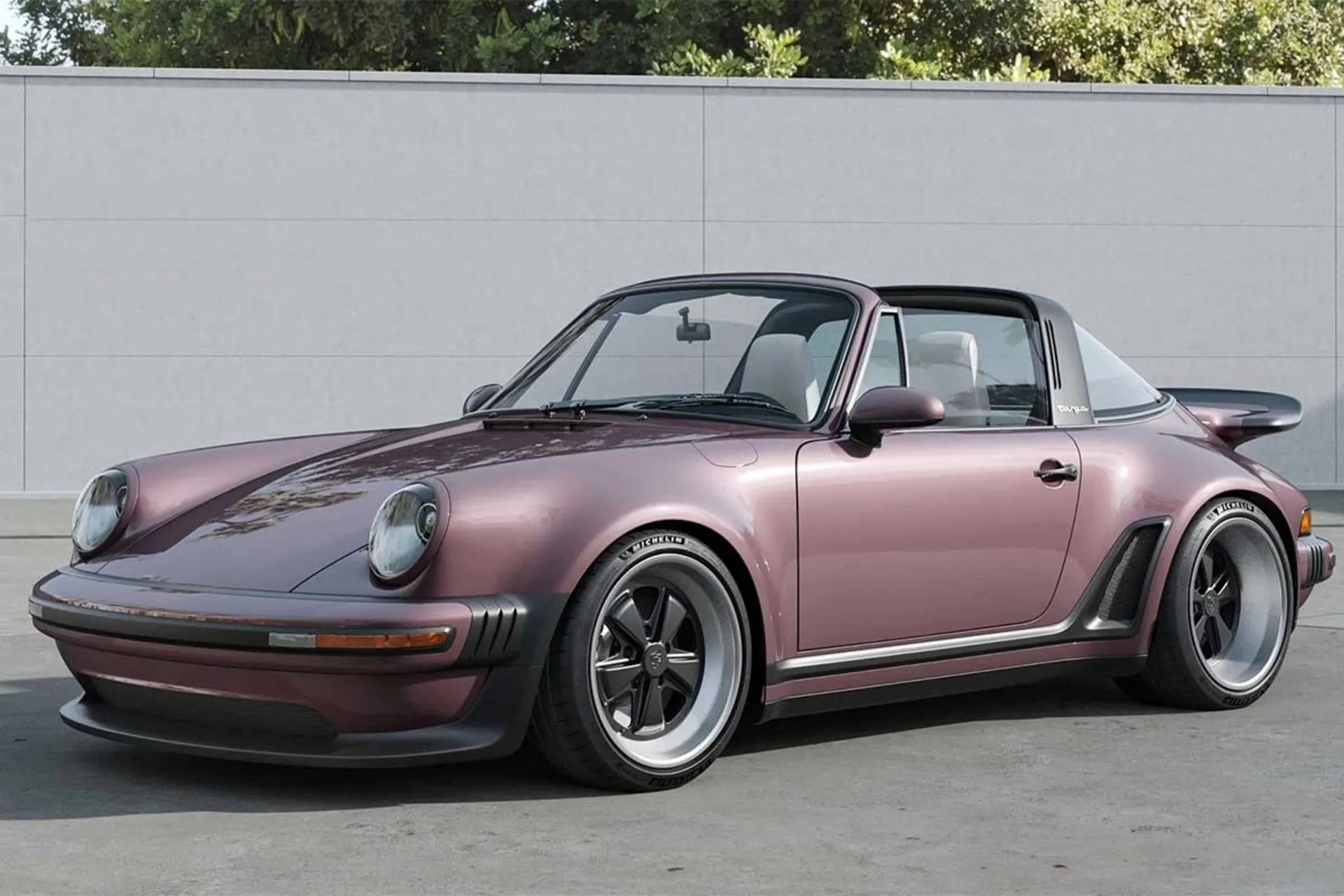 پورشه 911 سینگر ردبول