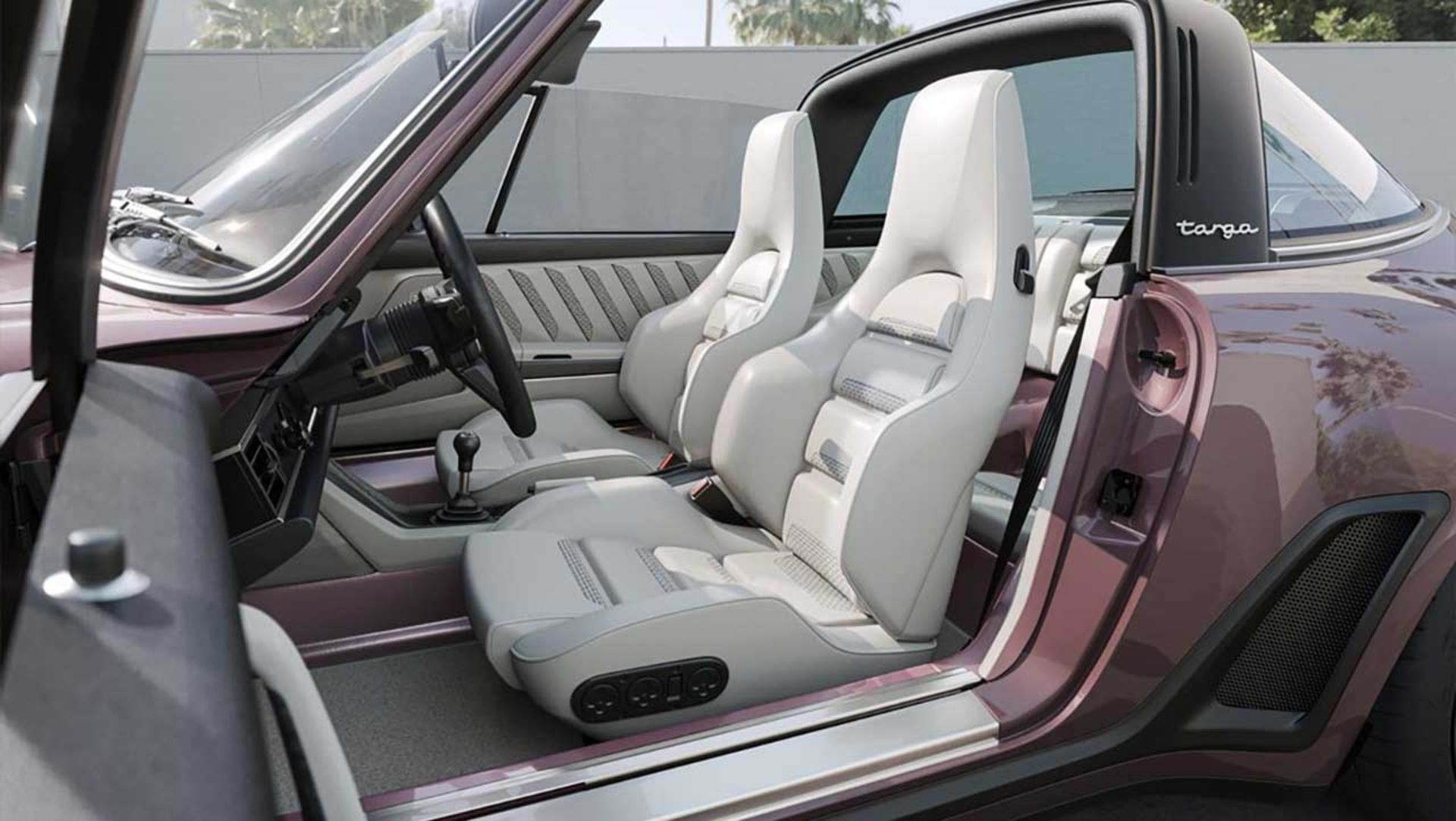 پورشه 911 سینگر ردبول