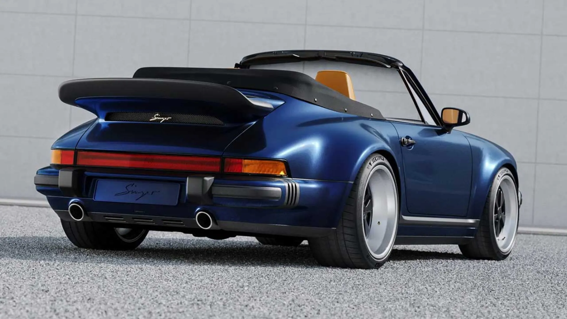 پورشه 911 سینگر ردبول