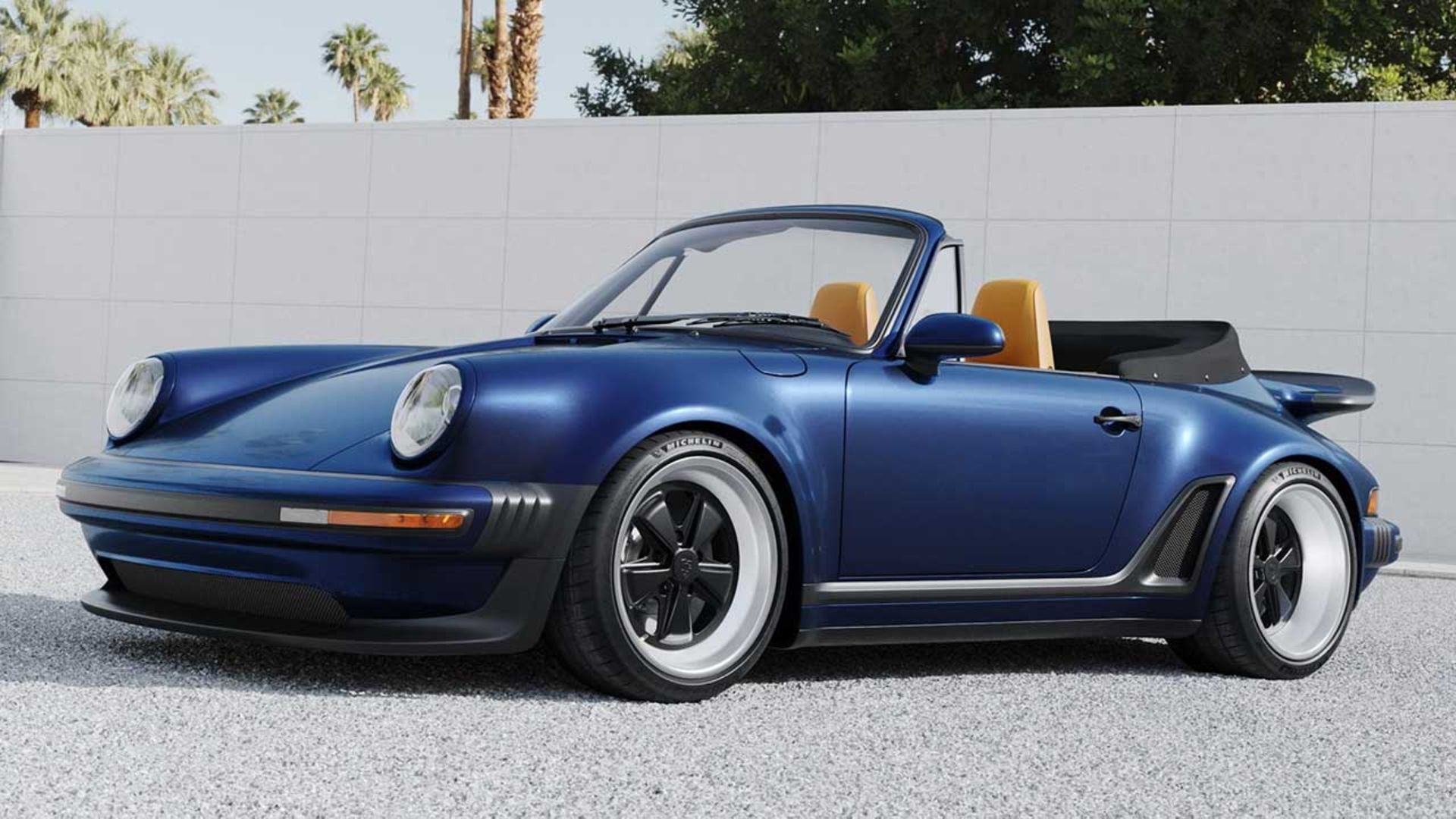 پورشه 911 سینگر ردبول