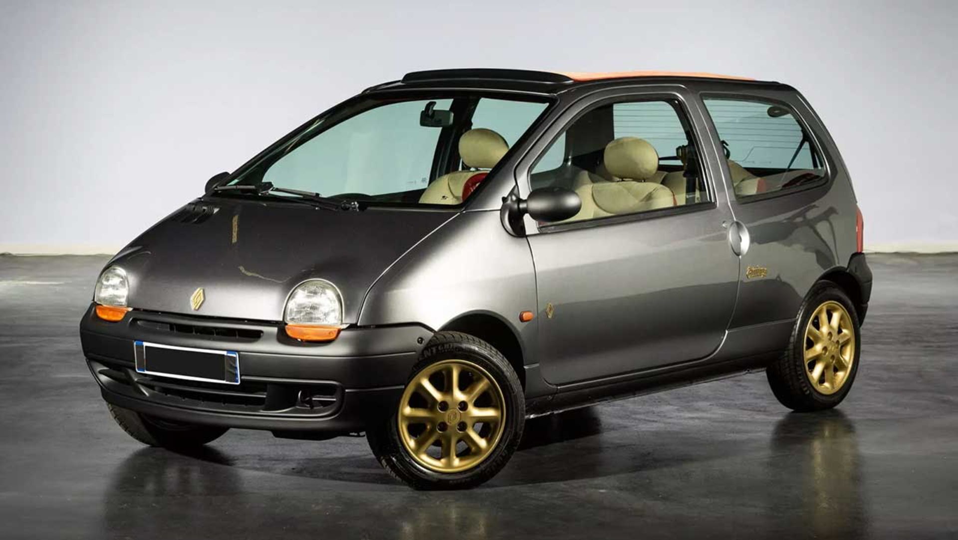 حراج خودروهای مخفی رنو