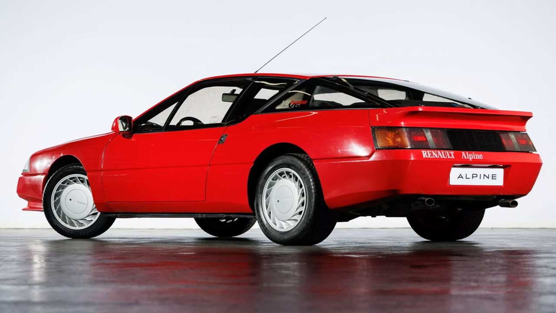 حراج خودروهای مخفی رنو