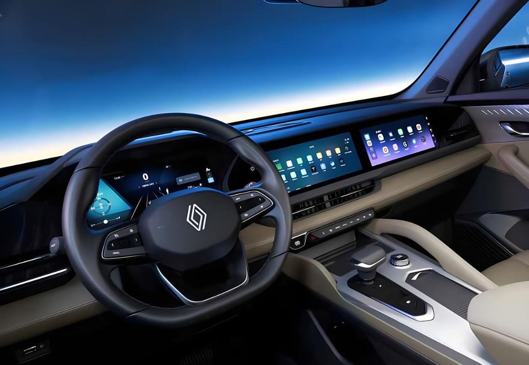 داشبورد و کابین خودروی رنو گرند کولئوس (Renault Grand Koleos) با نمایشگرهای دیجیتال