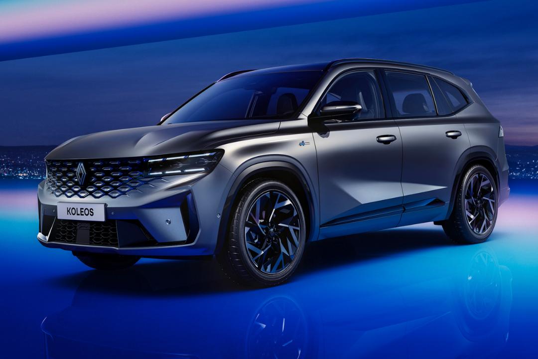 خودرو رنو گرند کولئوس (Renault Grand Koleos) با رنگ خاکستری متالیک