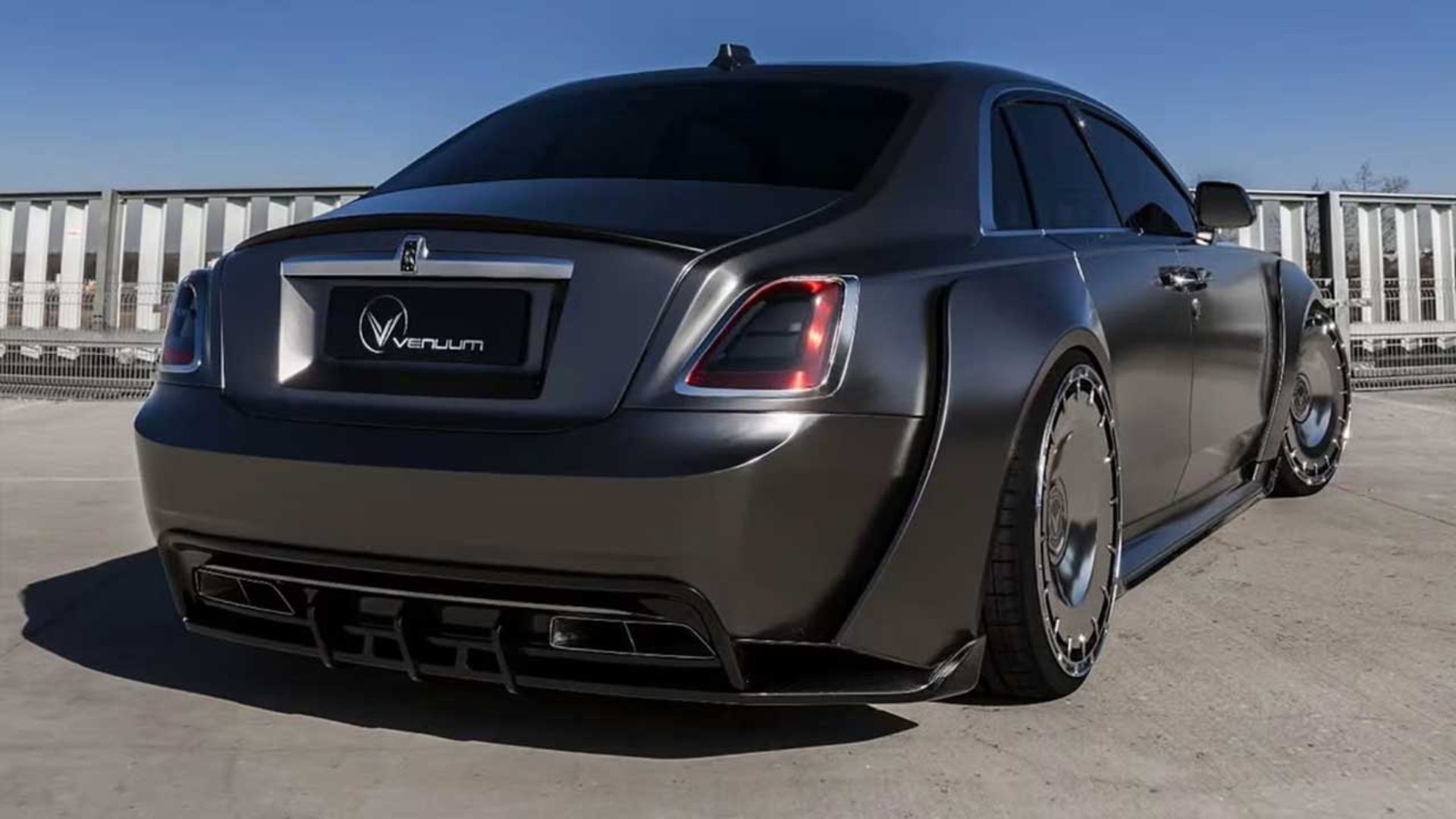 رولزرویس گوست وانتا