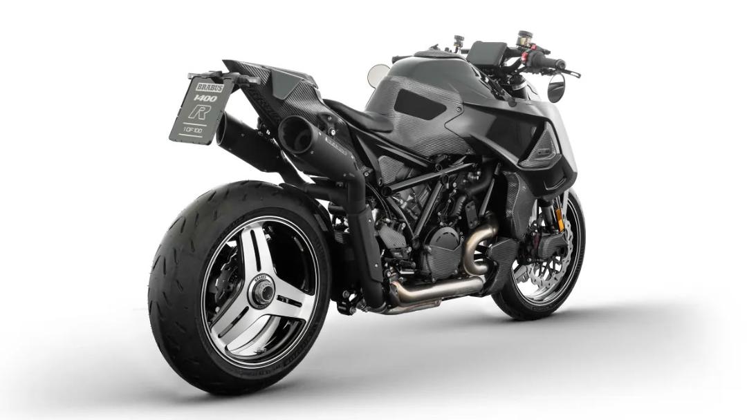 تصاویر موتورسیکلت اسپرت برابوس راکت 1400r