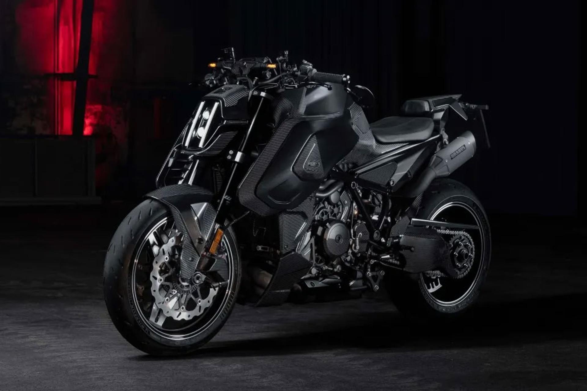 معرفی موتورسیکلت اسپرت برابوس راکت 1400r