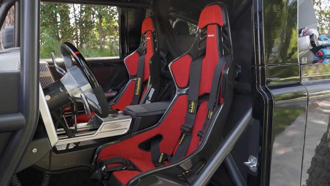 هایپرکار آفرود اسکاربو SV صندلی‌ها