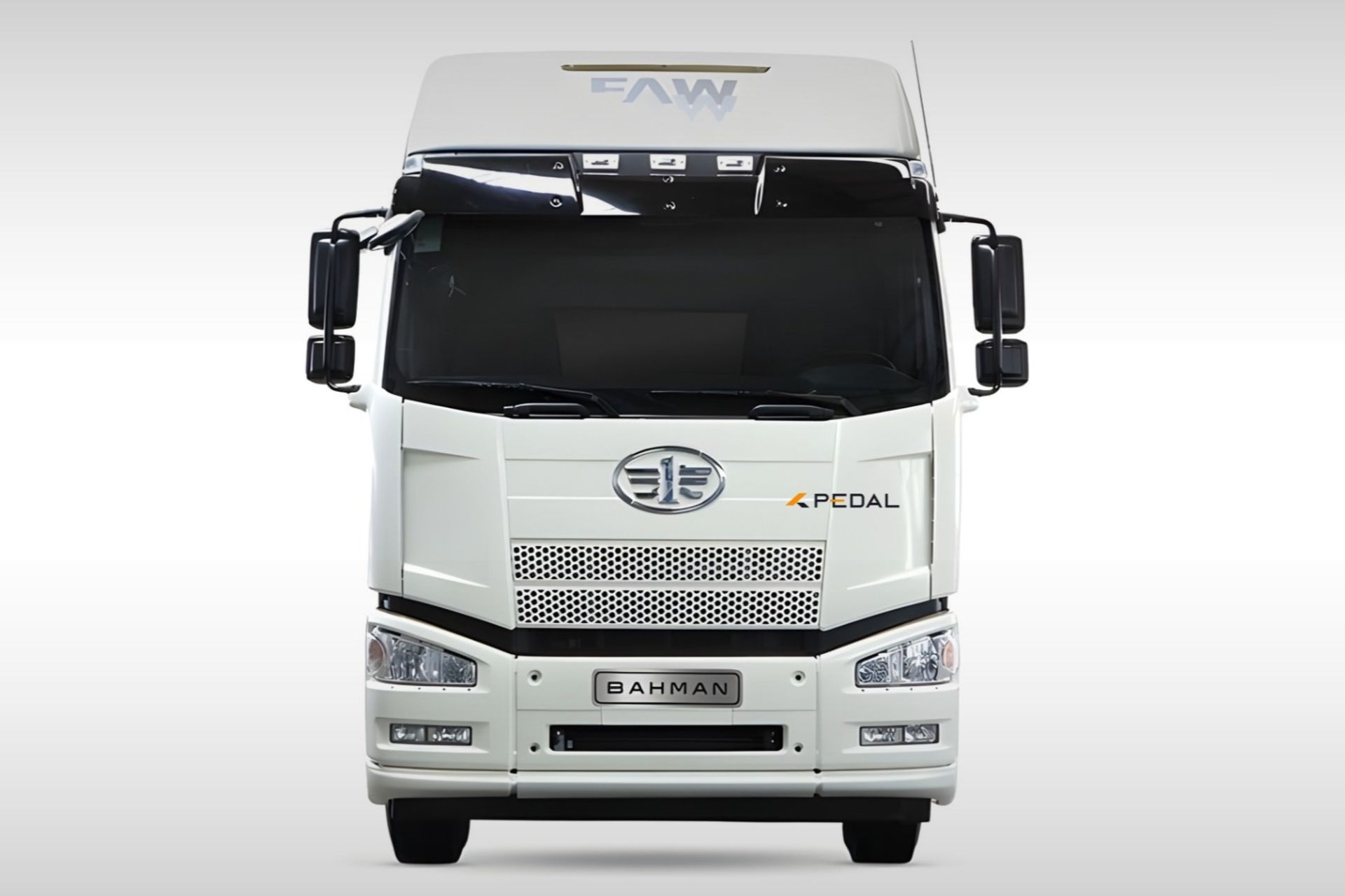 نمای جلوی کشنده فاو 420