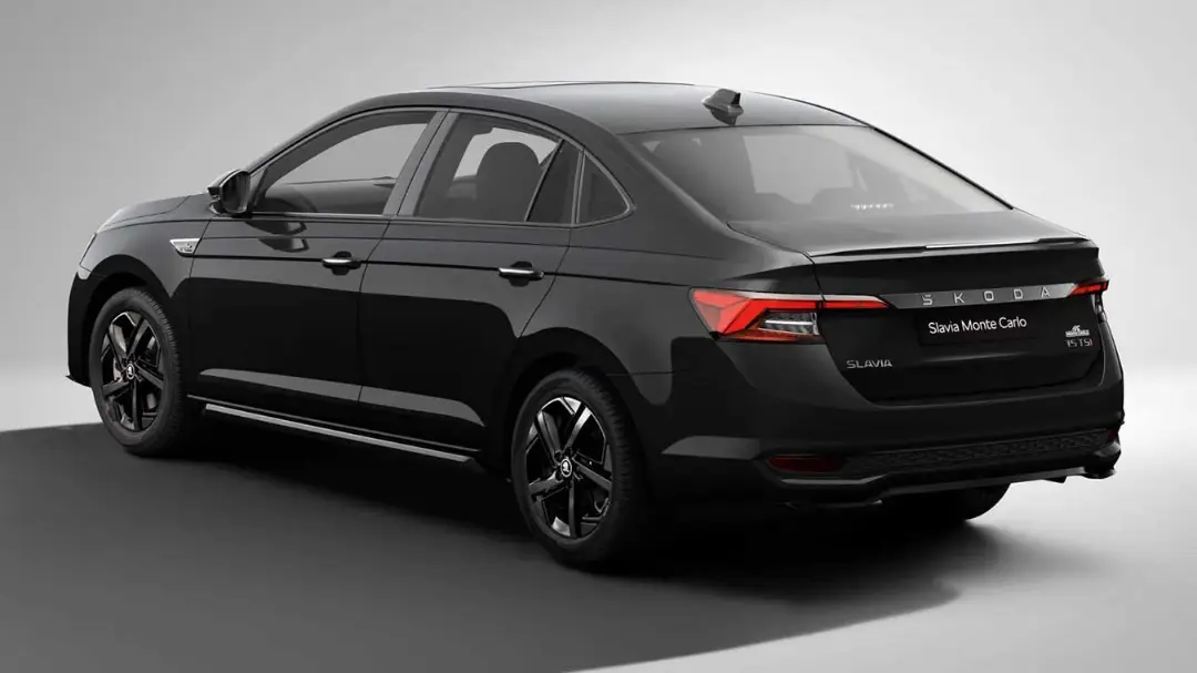 خودرو سدان اسکوودا (Skoda) مدل اسلاویا مونت‌کارلو (Slavia Monte Carlo) مشکی رنگ
