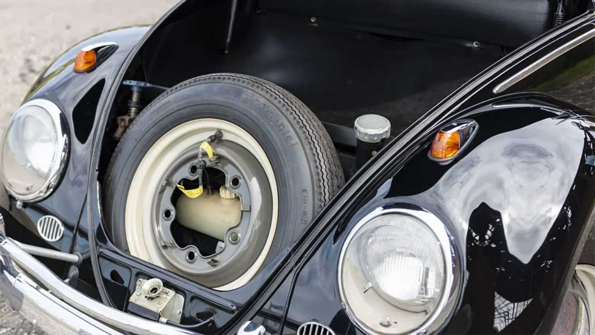 تایر زاپاس فولکس‌واگن بیتل