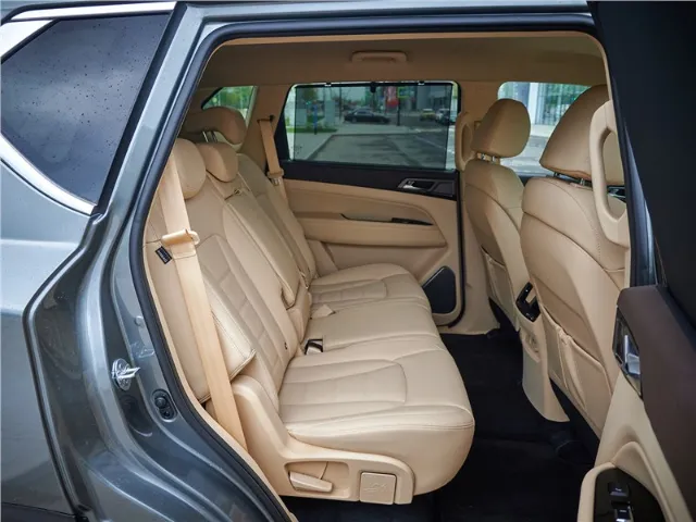 SsangYong Rexton KGM
