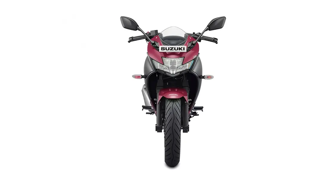 رو به روی موتورسیکلت سوزوکی جیکسر sf250 ff
