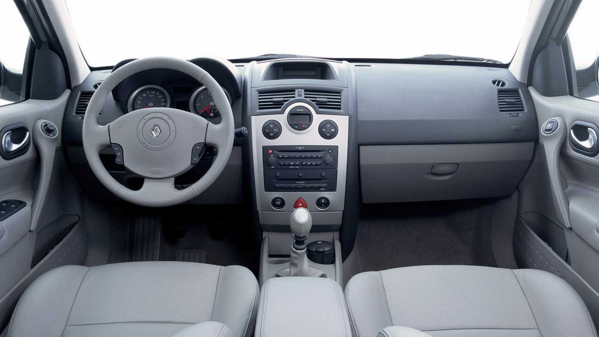 مگان کارکرده دست دوم