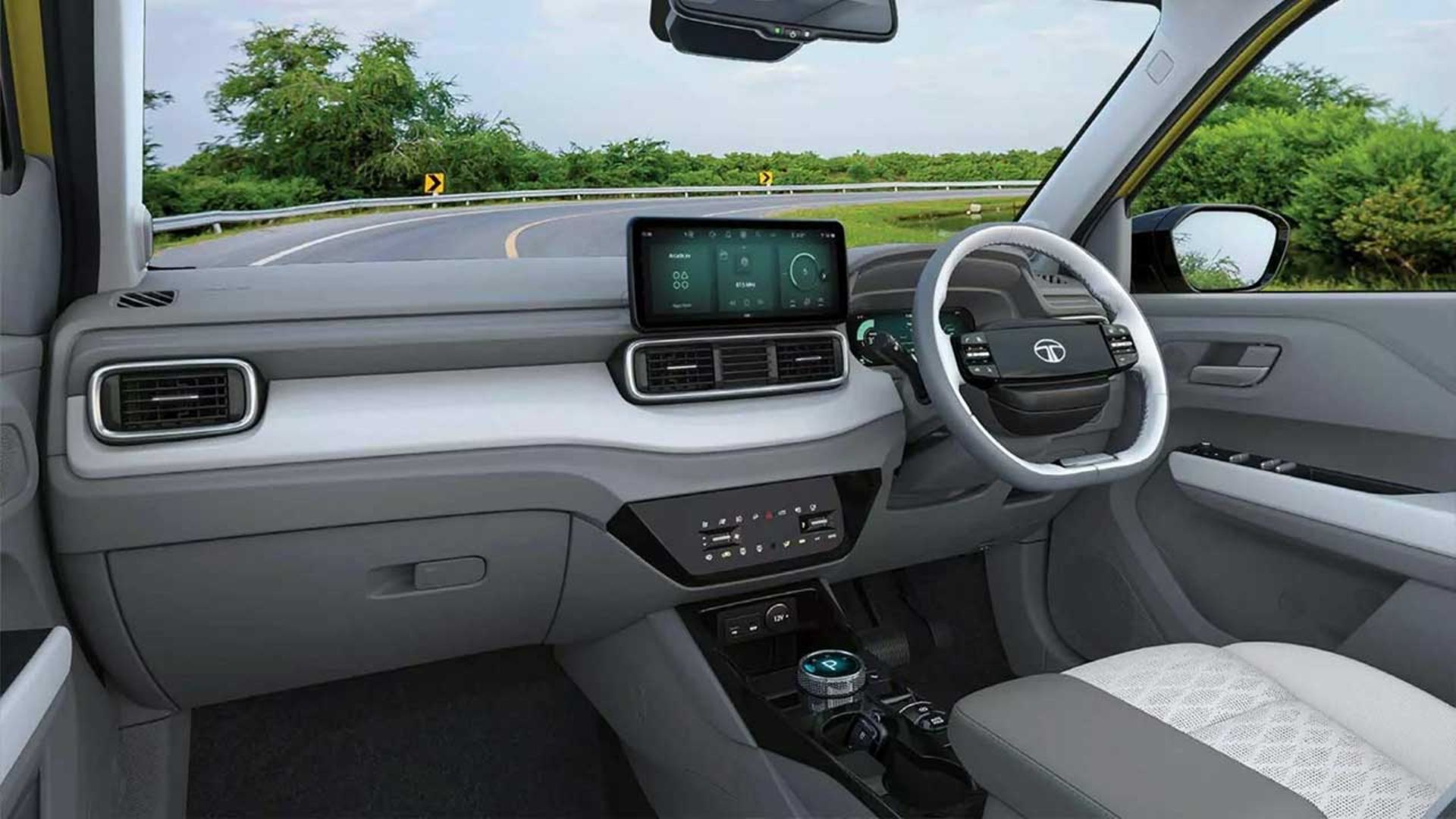 تاتا پانچ برقی جدید