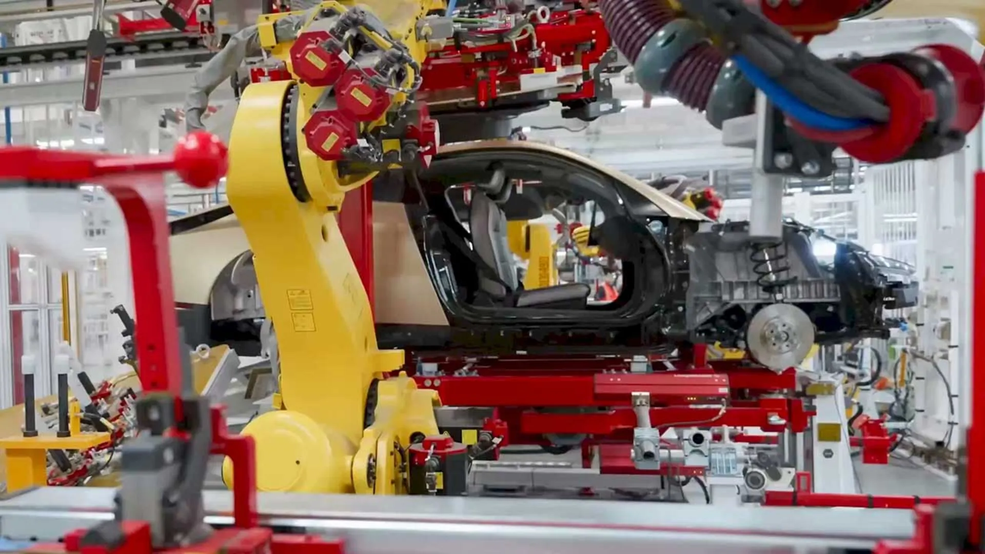 تسلا سایبرکب