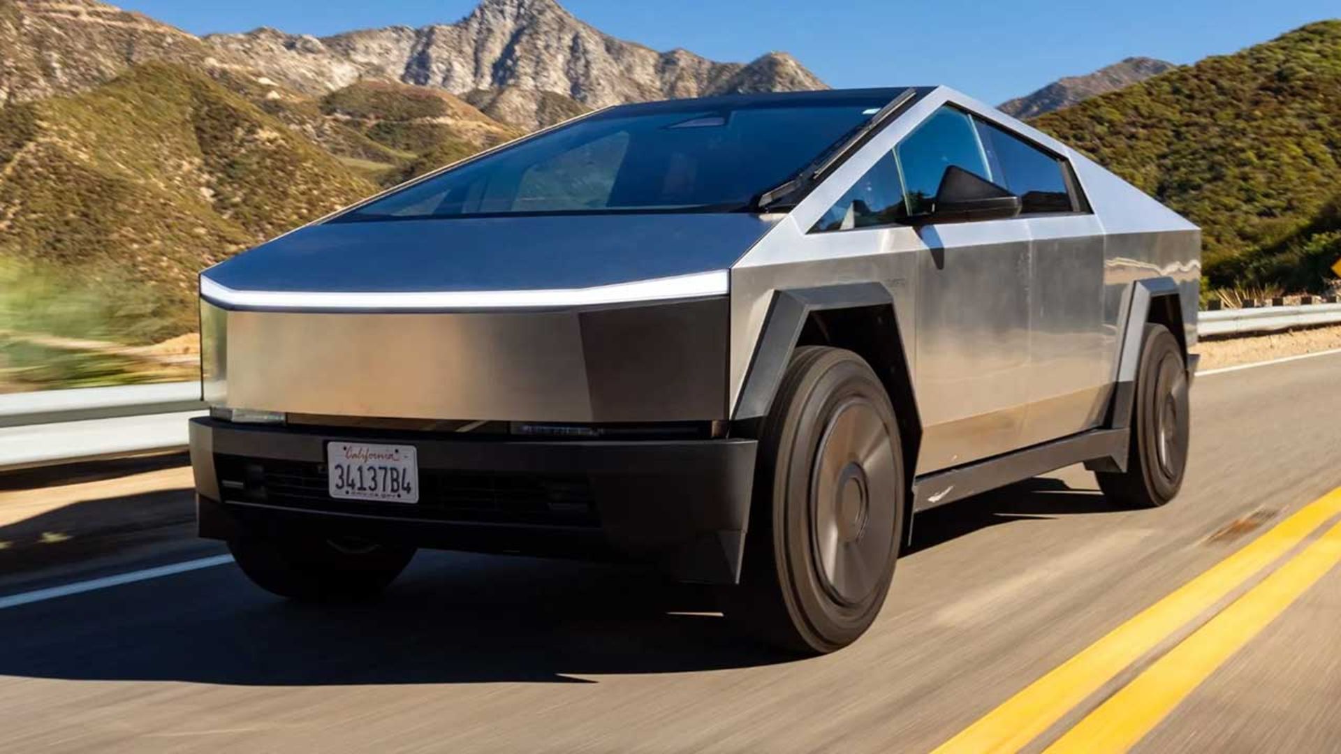 تسلا سایبرتراک