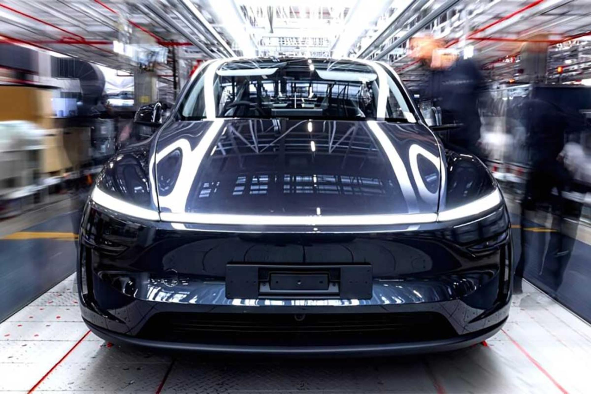 تسلا روبوتاکسی