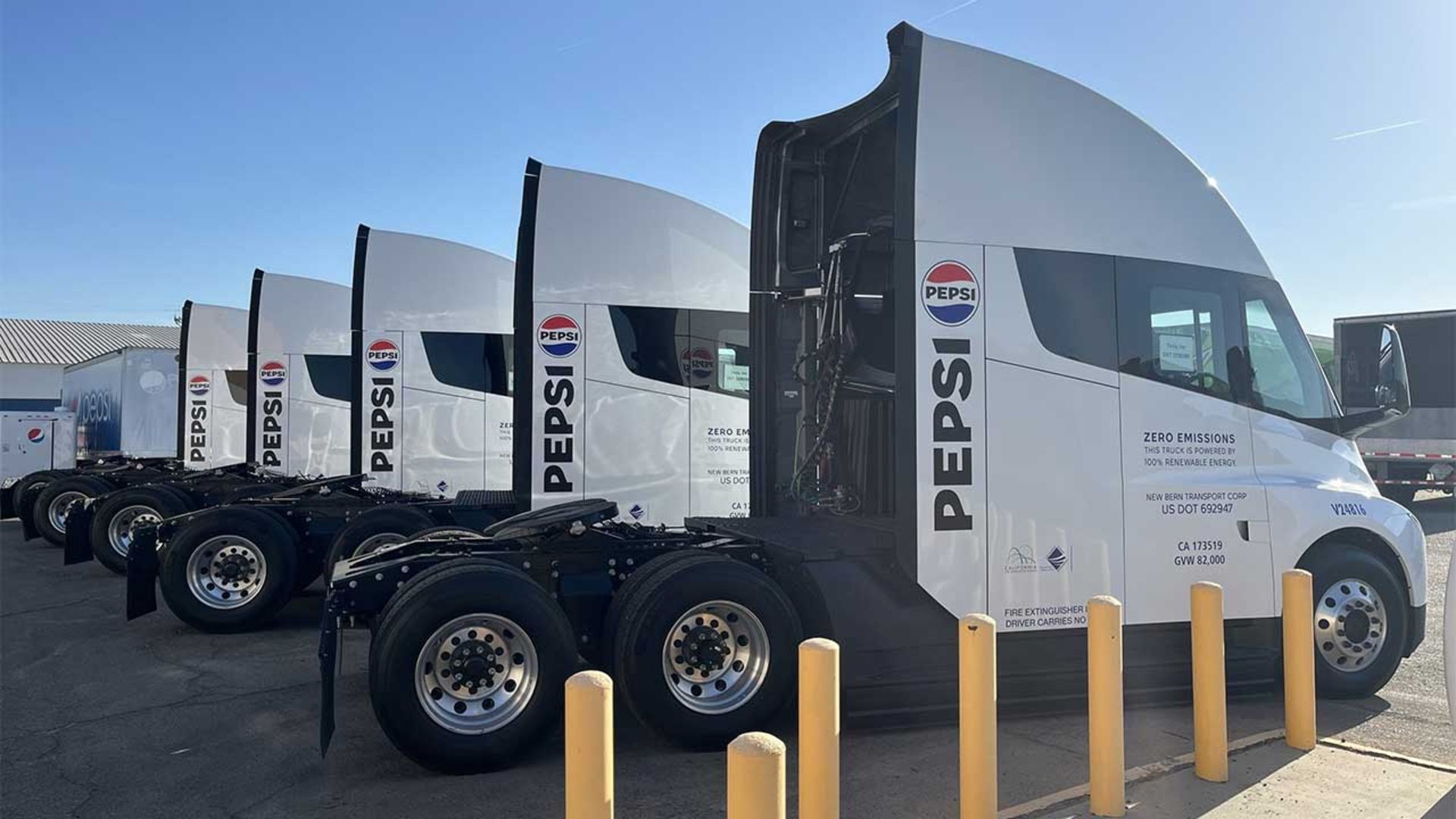 کامیون تسلا سمی