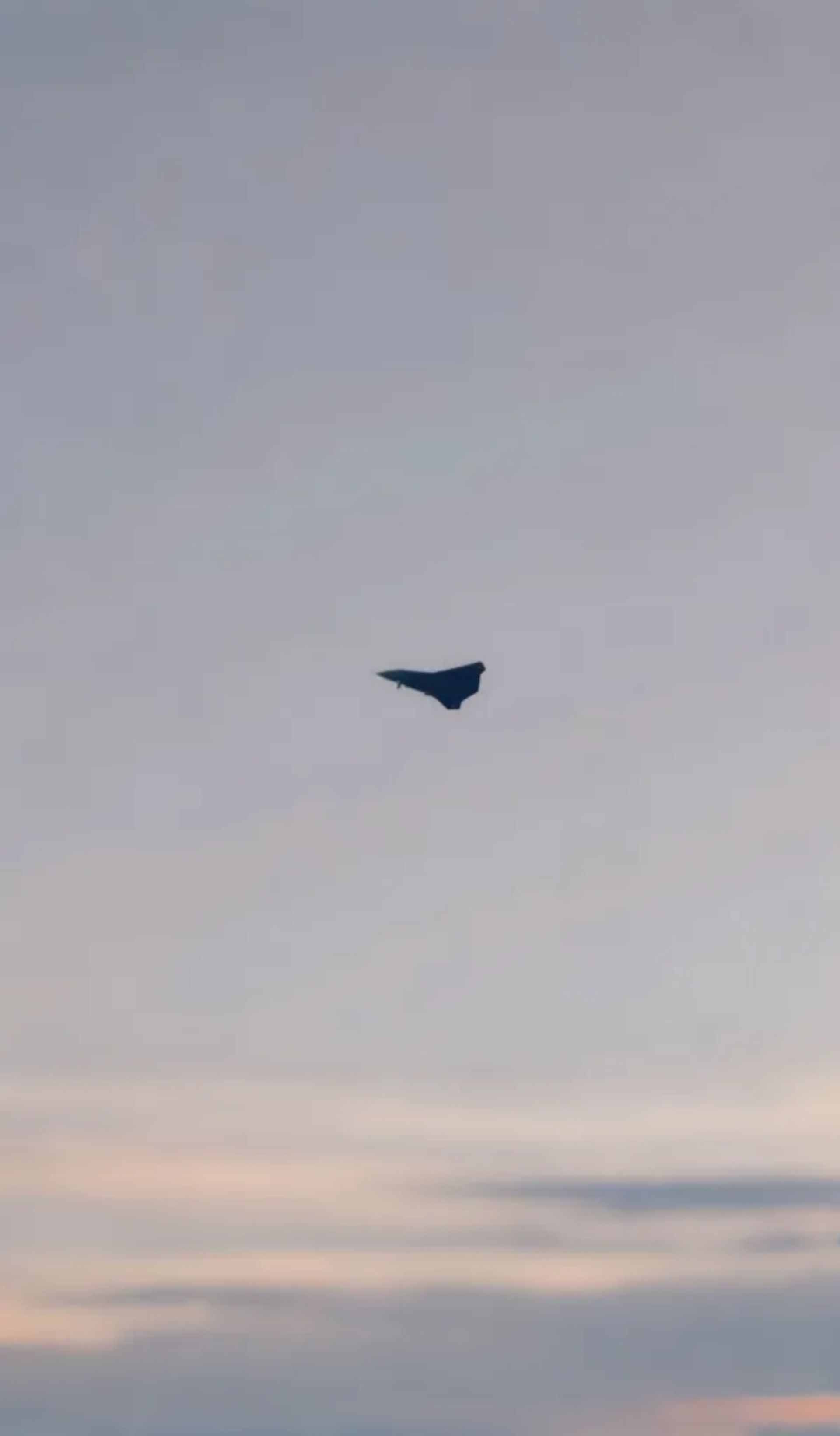تصویر جنگنده چینی